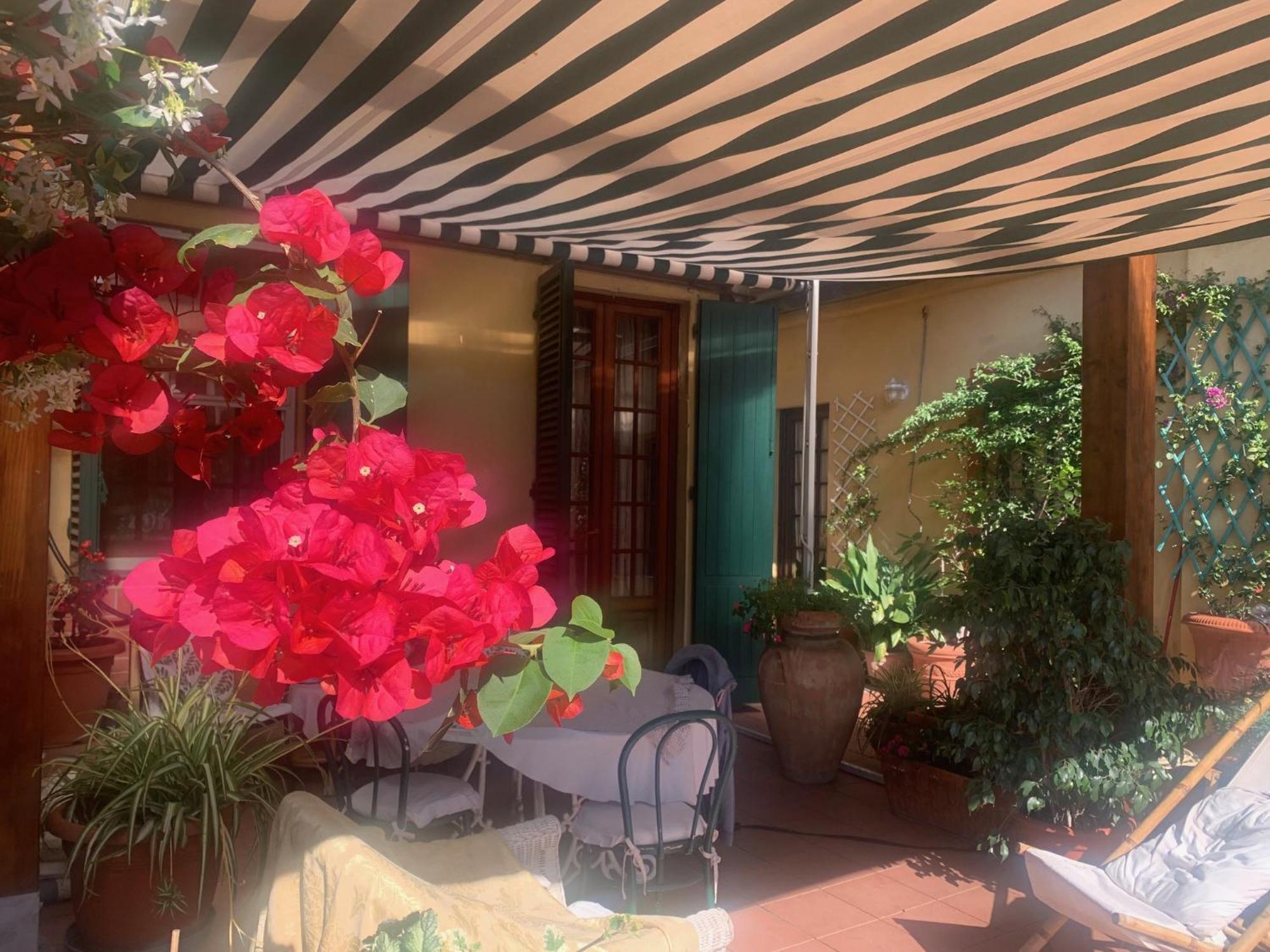 La Terrazza Da Ernestina Apartment Lucca Luaran gambar